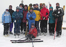 Image of 2004 ski race team.